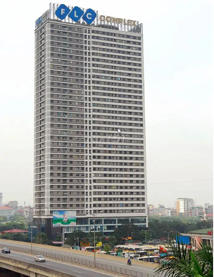 FLC Complex 36 Фам Хунг – 98 м² – 3 спальни – есть место для авто – всего 12 млн/мес