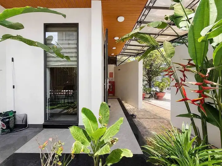Аренда виллы 3 этажа, 5 спален, 150 м², Hai Chau