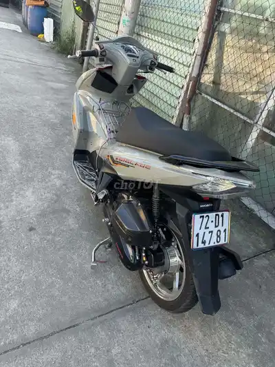 Honda Air Blade 125cc серо-красный