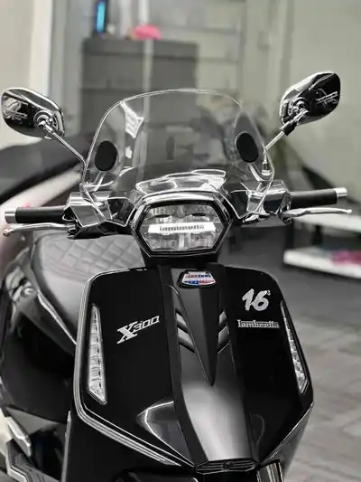 Lambretta X300 2026 400 км Черный