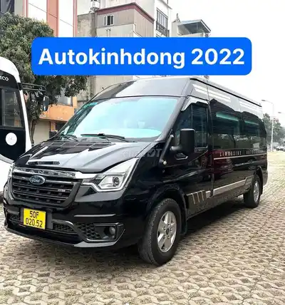 Ford Autokingdom Limousine 2022 черный 10 мест