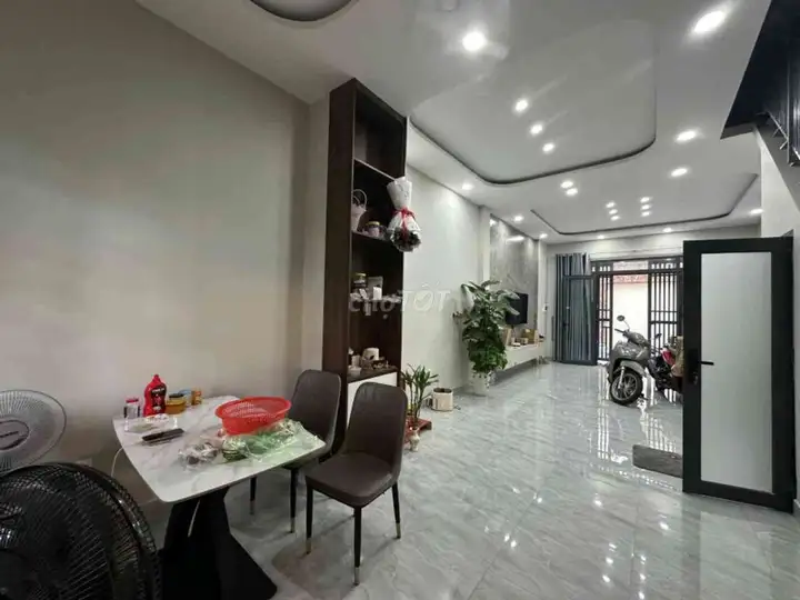 Красивый дом в Хыеп Бинь, въезд для авто, 50 м²
