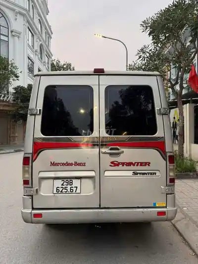 Mercedes-Benz Sprinter 2010 грузовой фургон серебристый