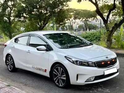 Kia Cerato 2018 1.6MT 70 тыс. км Белый