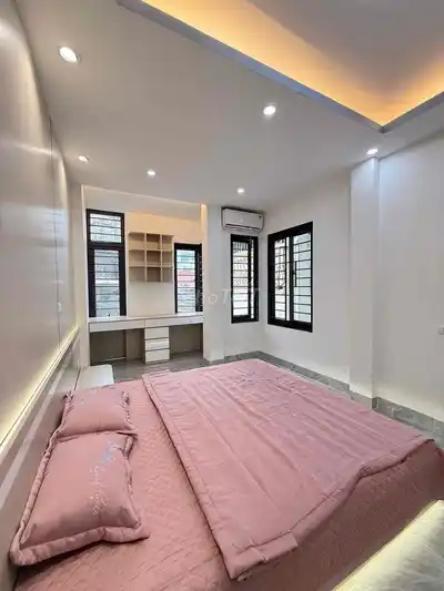 Дом в аренду в Фу Ми, Ми Динь, 50м2, 5 этажей, новый