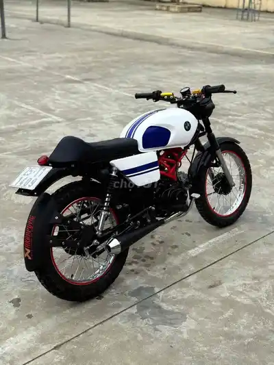 Win Espero 125 Cafe Racer белый, синий