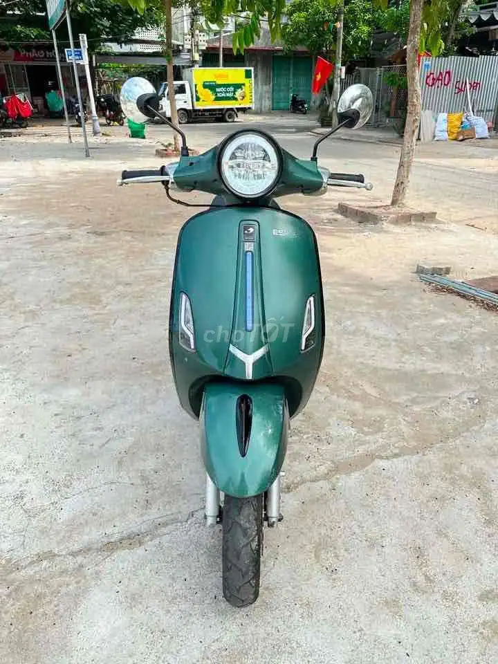 Vespa 50cc 2022 синяя