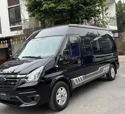 Ford Dcar 10c Limousine класс Thương Gia 2023