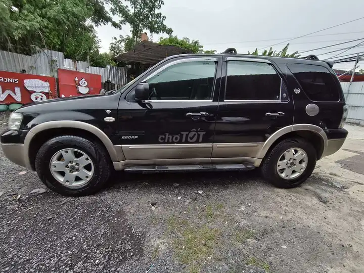 Ford Escape 2004, автомат