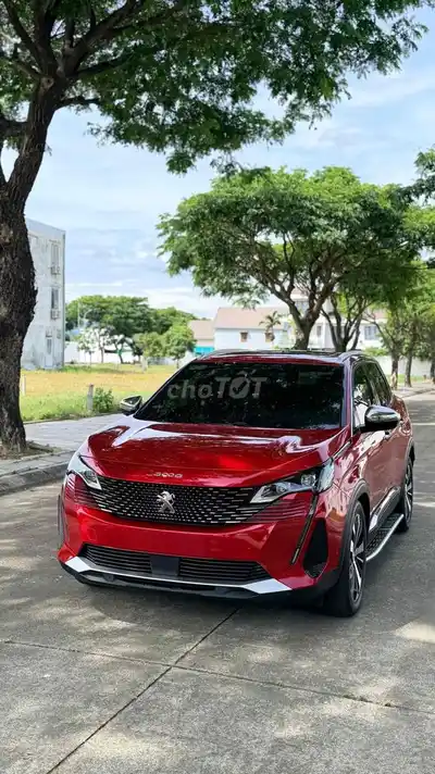 Peugeot 3008 GT Line 2022 30.000 км Красный