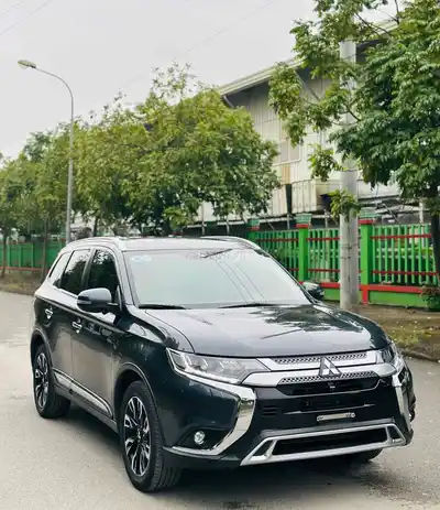 Mitsubishi Outlander 2.0 Premium 2021