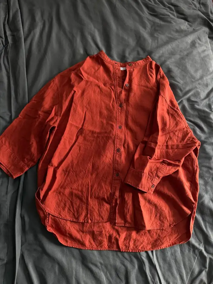 Рубашки, майка и платья H&M, Uniqlo, Zarina, Mango