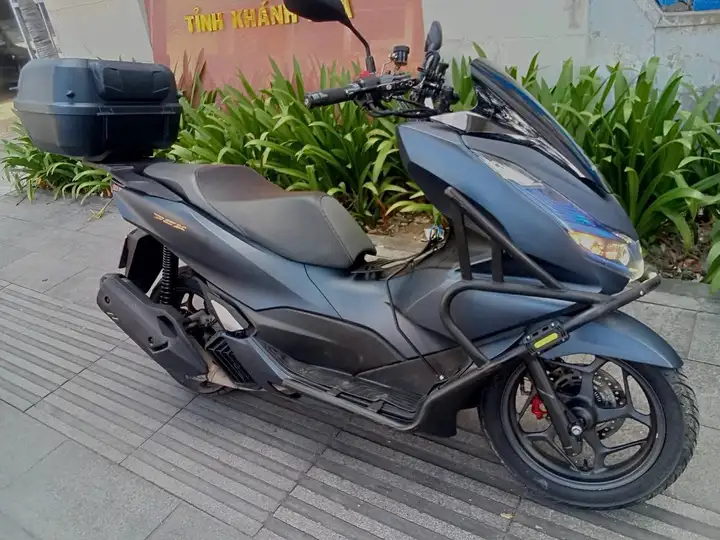 Honda PCX 2024 160 куб. Мультиключ