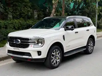 FORD EVEREST 2026 TITANIUM PLUS 6000 КМ БЕЛЫЙ