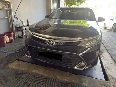 Toyota Camry, 5 мест, автоматическая коробка, черная