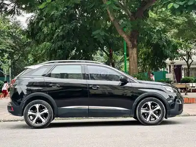 Peugeot 3008 1.6 Turbo 2018 Черный