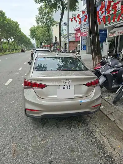 Hyundai Accent 2019, золотистый песок