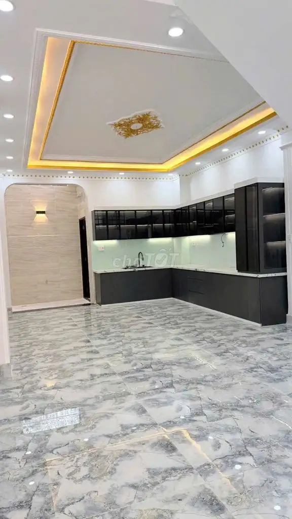 Аренда дома, фасад 303B Tan Son Nhi, phường Tan Son Nhi, quận Tan Phu