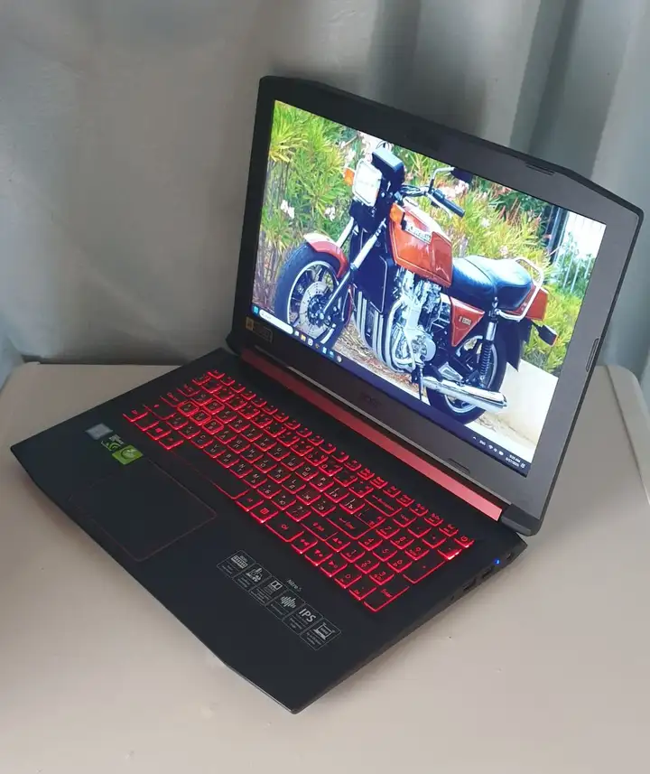 Acer Nitro 515-51 Gaming