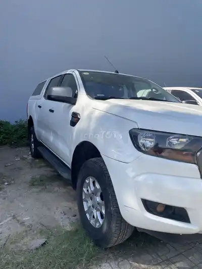 Ford Ranger, 5 мест, механика, белый
