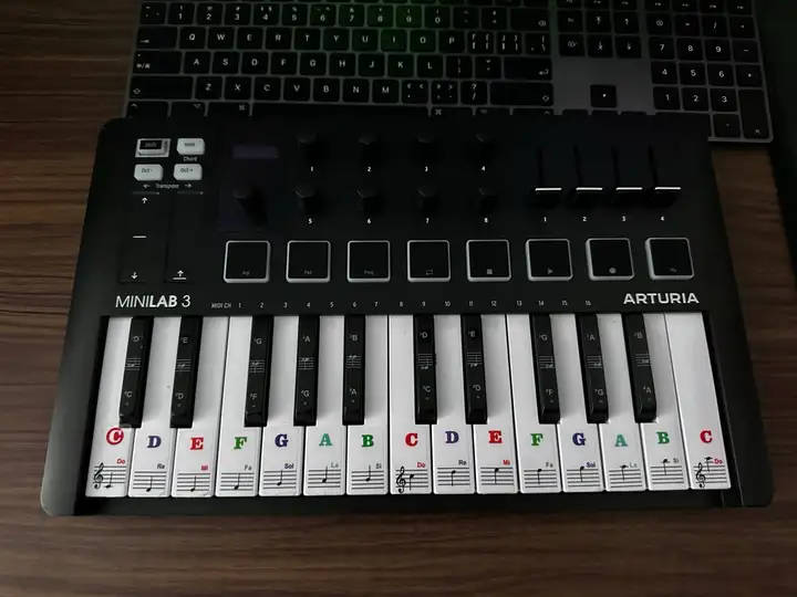 Midi-клавиатура Arturia Minilab 3 mk3