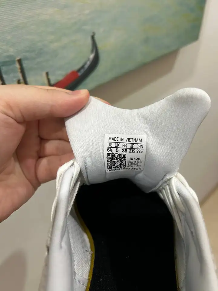 Кроссовки Adidas оригинал