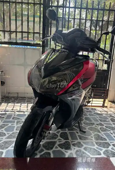 HONDA AIR BLADE 2012 красно-чёрный BSTP
