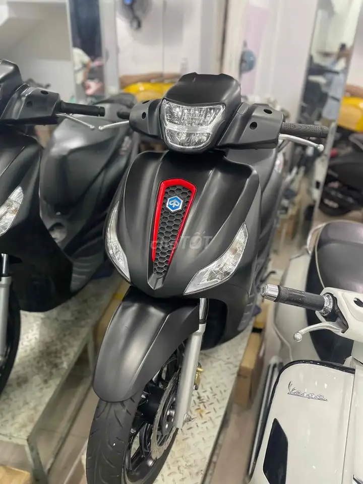 Piaggio Medley 150cc ABS 2022 Черный