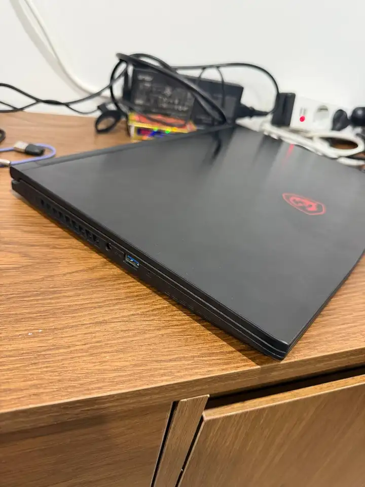 Игровой ноутбук MSI, iPhone 17 Pro