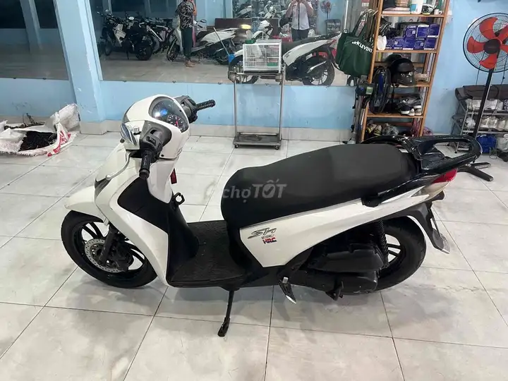 Honda SH 150i 2012 белый 70 189 км