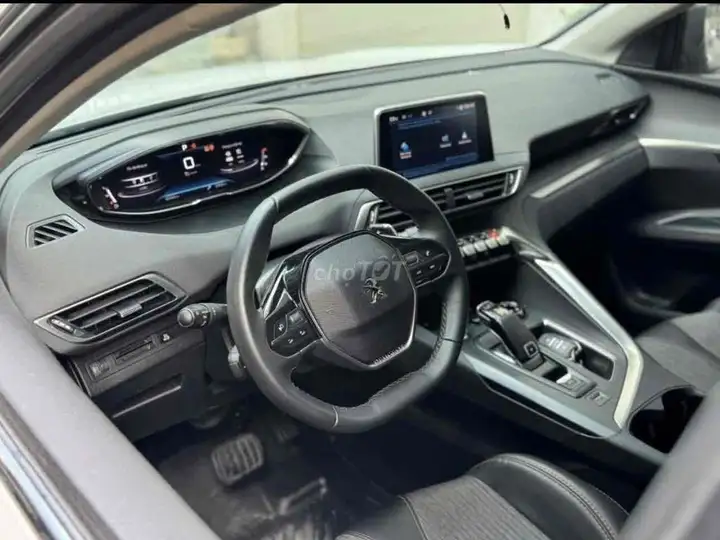 Peugeot 3008 AT 2022 Белый 60 тыс. км