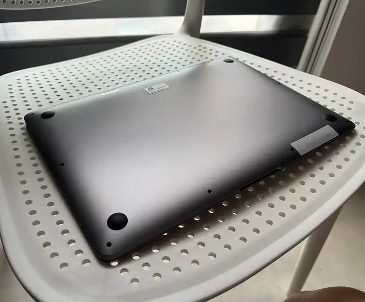 MacBook Air M1 13 дюймов
