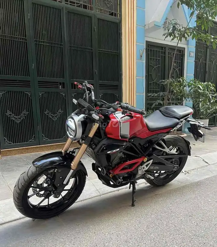 Honda CB150R ABS FI 2023 Красно-серый б/у