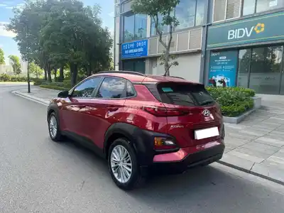 Hyundai Kona 2019 Автомат 75000 км Красный