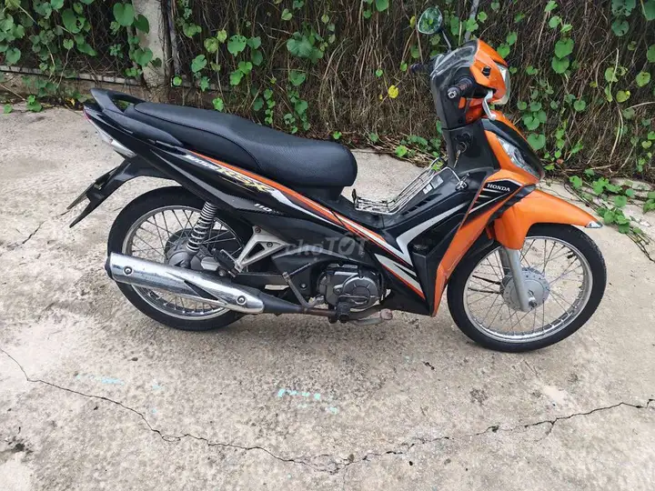 Honda Wave RSX 110 оранжево-черный, импортный