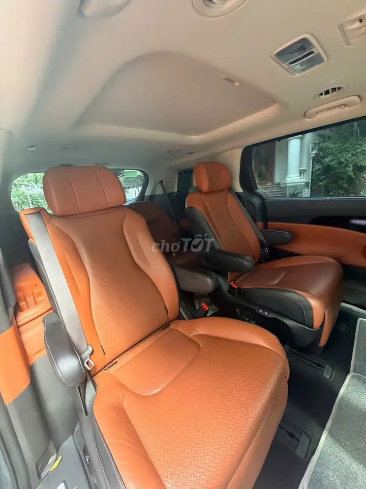 Kia Carnival KA4 2.2 AT FH7 синий