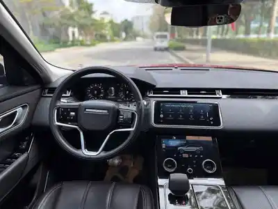 Range Rover Velar R-Dynamic S 2021, красный, в супер состоянии