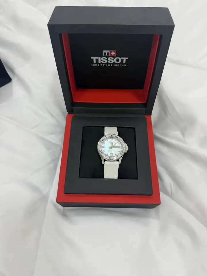 Часы Tissot Seastar 1000 женские