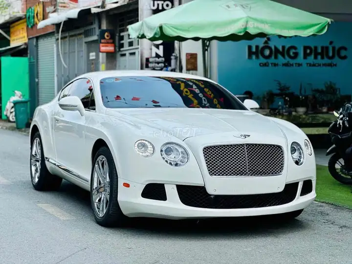 Bentley Continental GT Coupe 2013 odo 14.000Km