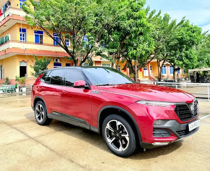 Vinfast LUX SA 2.0 Turbo, автомобиль госслужащего
