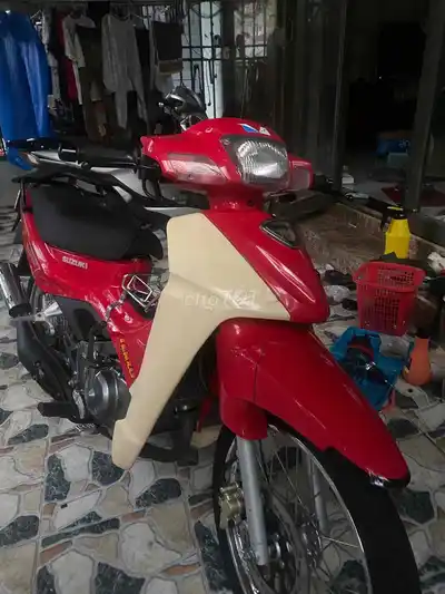 Мопед Suzuki Xipo, цвет красно-бежевый