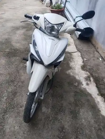 Honda Wave RSX 2015 белый