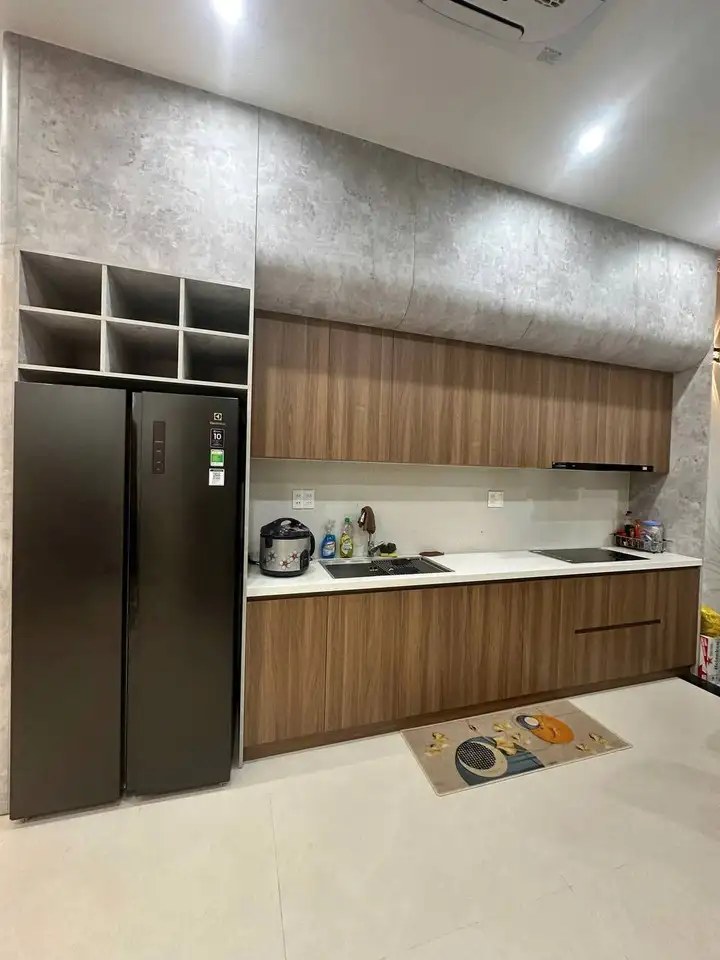 Дом 4 этажа 4 спальни 100 м² Hoa Xuan