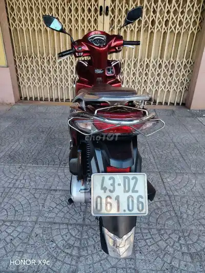Honda Vision 2023 бордовый