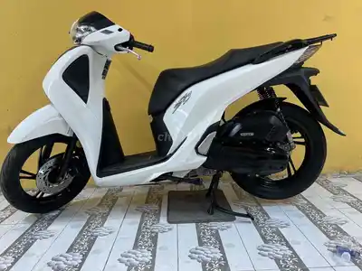 SH 125 2018 черно-белый супер новый 43D1-693.96