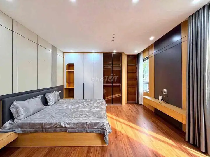Quang Trung Van Phu 45 м2, 5 этажей, лифт, автомобиль, 8 млрд