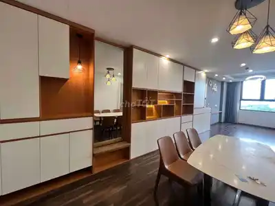 Квартира 78 м² в ЖК EcoCity Viet Hung, 2 спальни, с мебелью, вид на Vinhomes