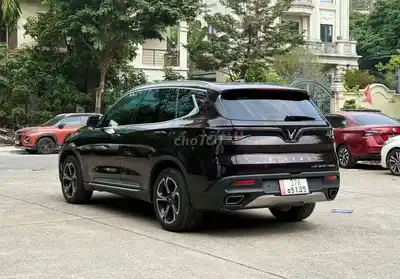 VinFast Lux SA 2.0 Plus 2021 Коричневый 80000 км