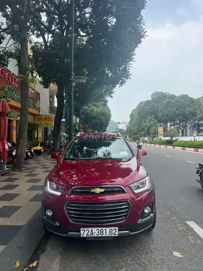 Chevrolet Captiva 2016 7 мест красный 140.000 км