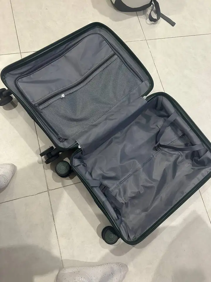 Чемодан под ручную кладь S (cabine) 55x37x23